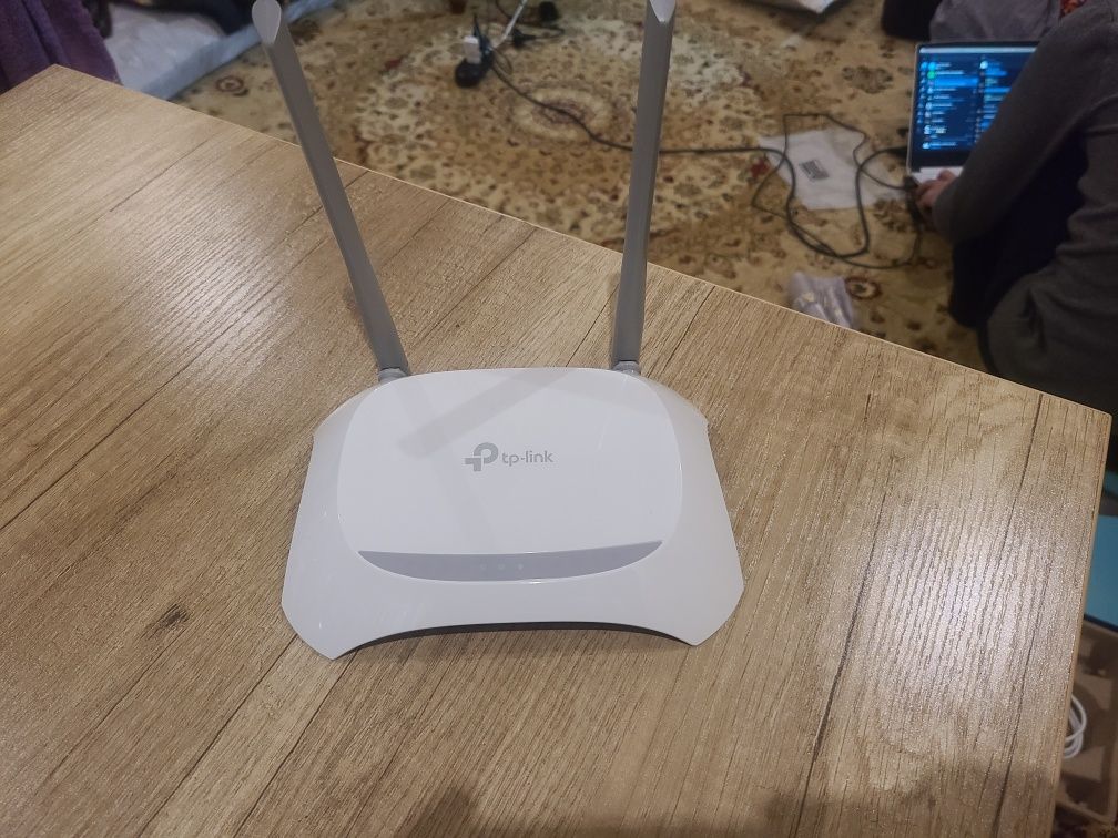 Tp-link wi-fi N300 2.4Ghz (Narxini kelishsak o'rnatib beraman)