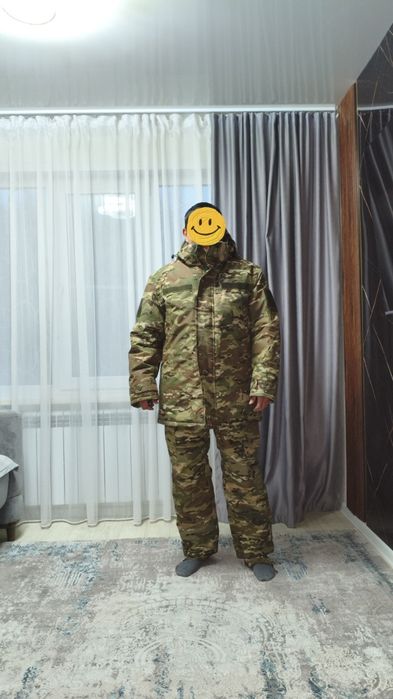 Продам войсковой бушлат с комбенизоном.