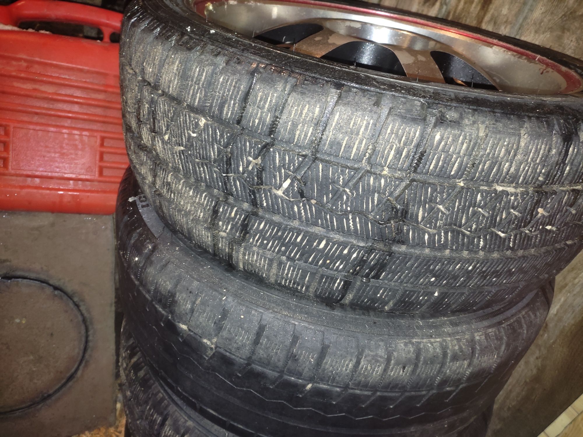 Диски с резиной 215/45r17