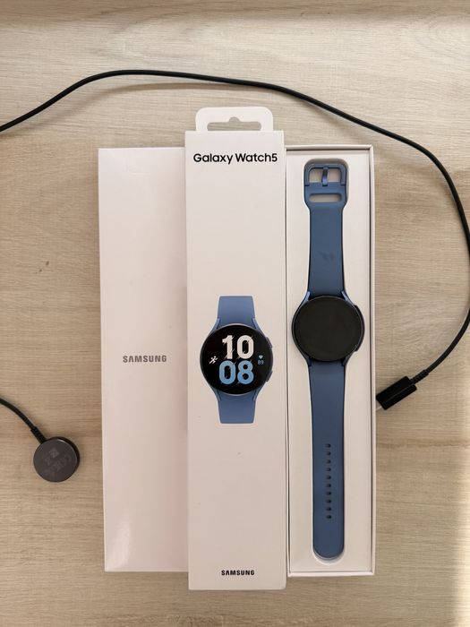 Samsung Galaxy Watch 5 - Смарт Часовник