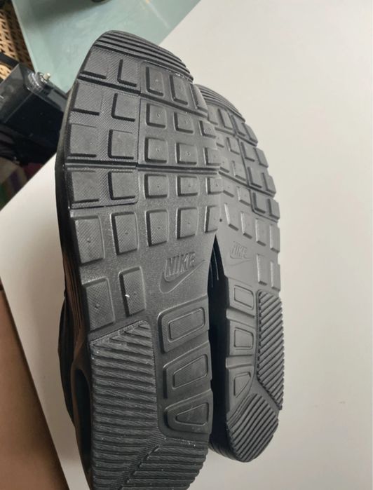 Nike Air 47 noi nouti