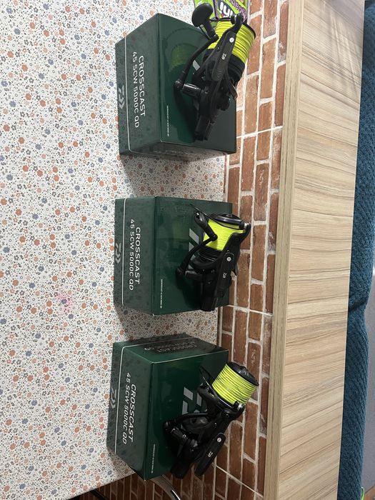 Mulinete Daiwa Crosscast