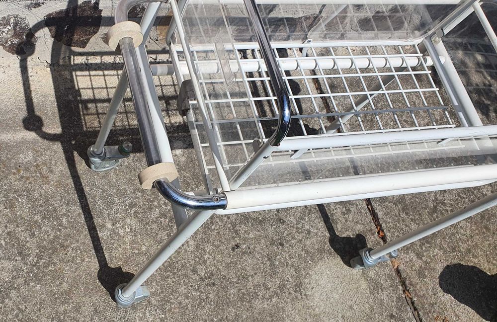 Carucior/patut bebelusi sau nou nascuti.