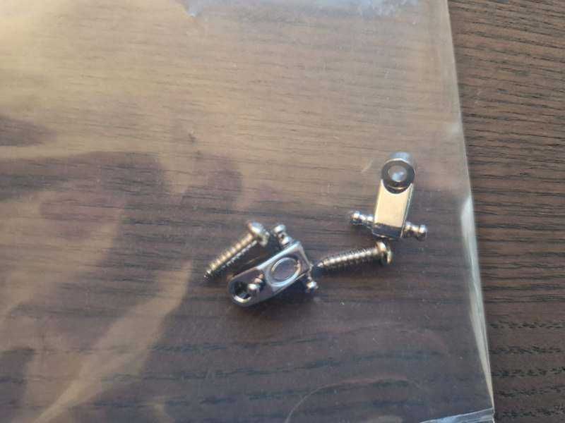 Fender Stratocaster / Telecaster String Guides