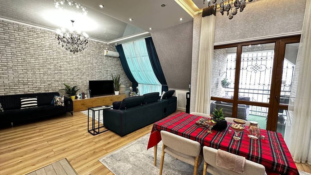 Продам 4/6/6 155м2 в ЖК "Вентум Плаза" на ул. А. Каххара