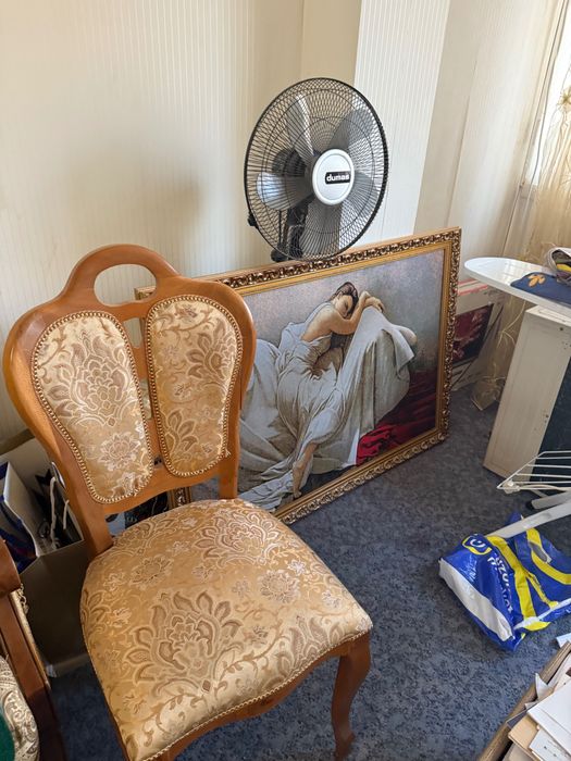 Отдаю даром из дома Люстры чешские хрустальные и картины