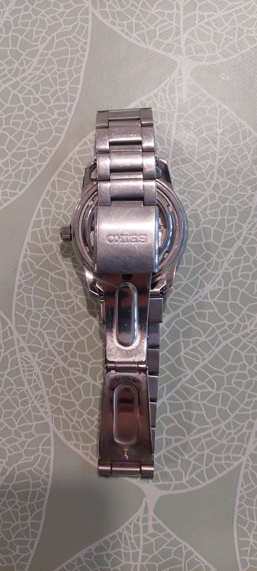 Часовник Seiko 5 sport