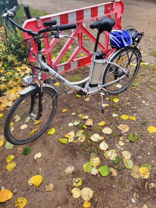 Bicicleta electricâ/ combinată e.toures