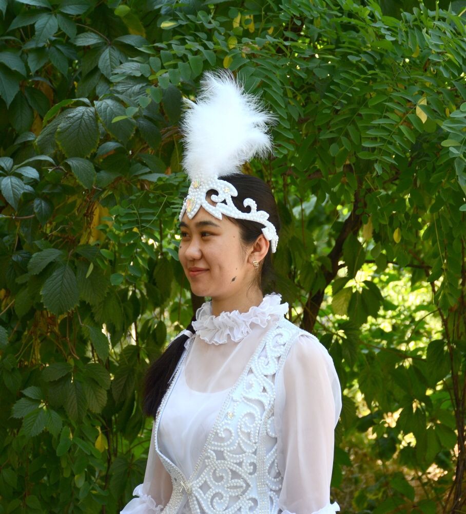 Продам или сдам красивый костюм для "қыз ұзату" в Алматы