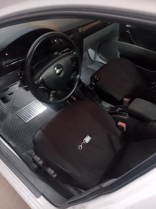 Laseti 2012 srochna sotiladi