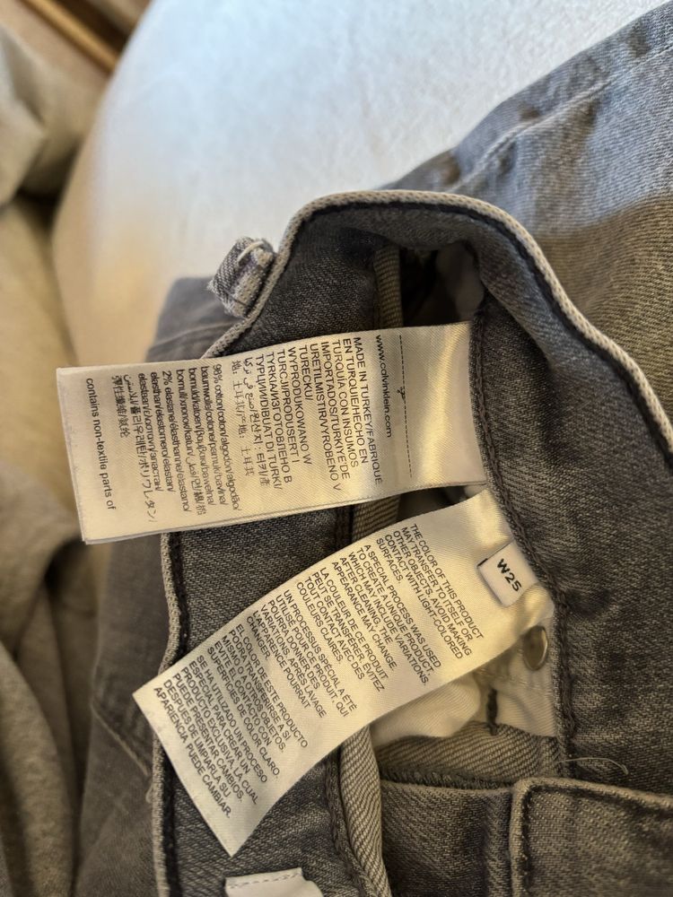 Дънки/панталон Calvin Klein Jeans