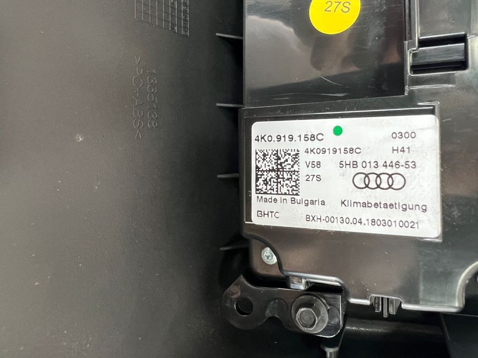 Panou Clima Digital + Bricheta OEM Audi A6 C8 A7 C8 A8 D5 Q7 Q8 4M
