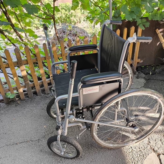 Кресло-коляска для инвалидов Армед Н 005