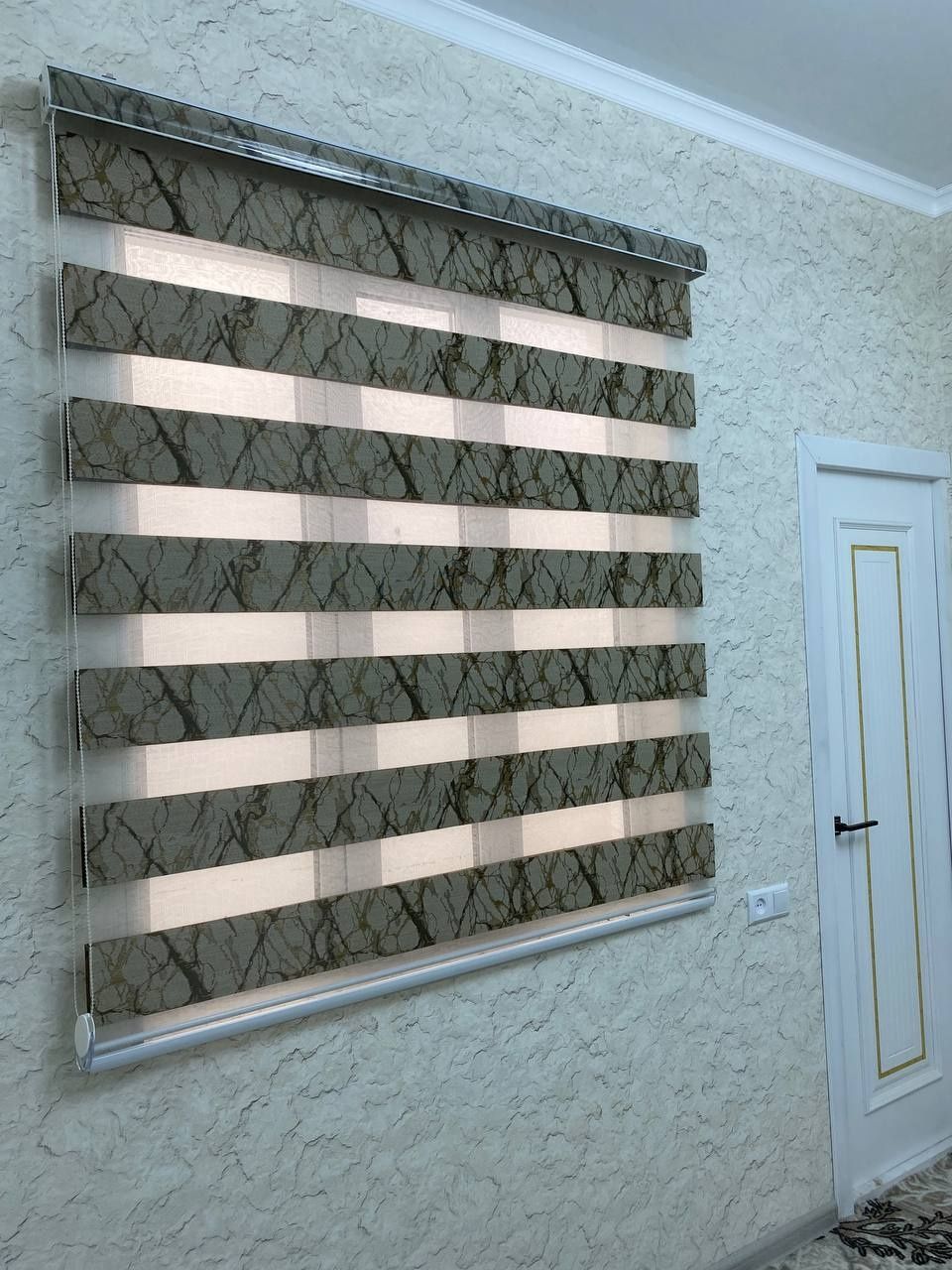 Jalyuzi yozgi 50% chegirmada xarid qling