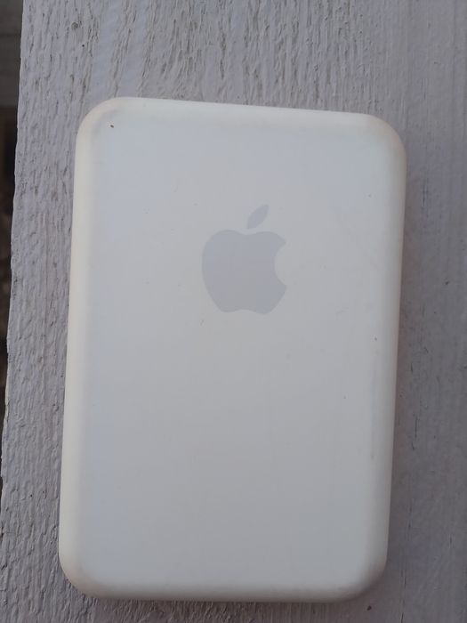 Повербанк  от айфона