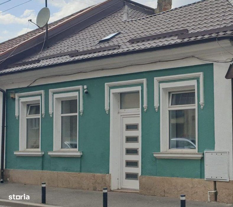 Casa de 2 camere, 55 mp utili, teren 80 mp, mobilata/utilata, zona Sor