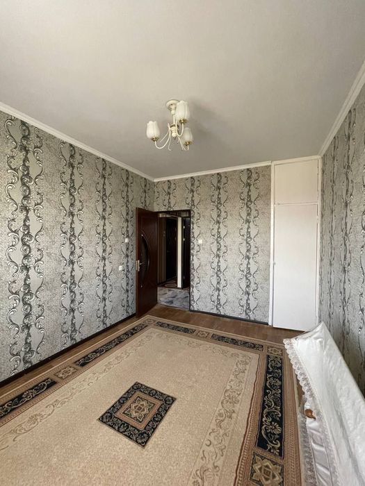 7 mkr 3 xona kvartira sotiladi