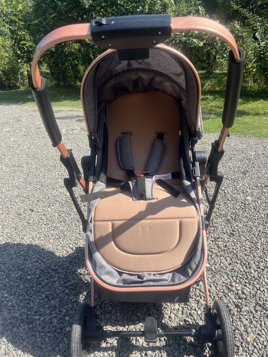 Cărucior nou, 3 în 1