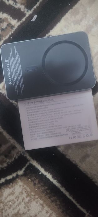 Power Bank Magsafe super Q plus  20W.     10.000 mAH