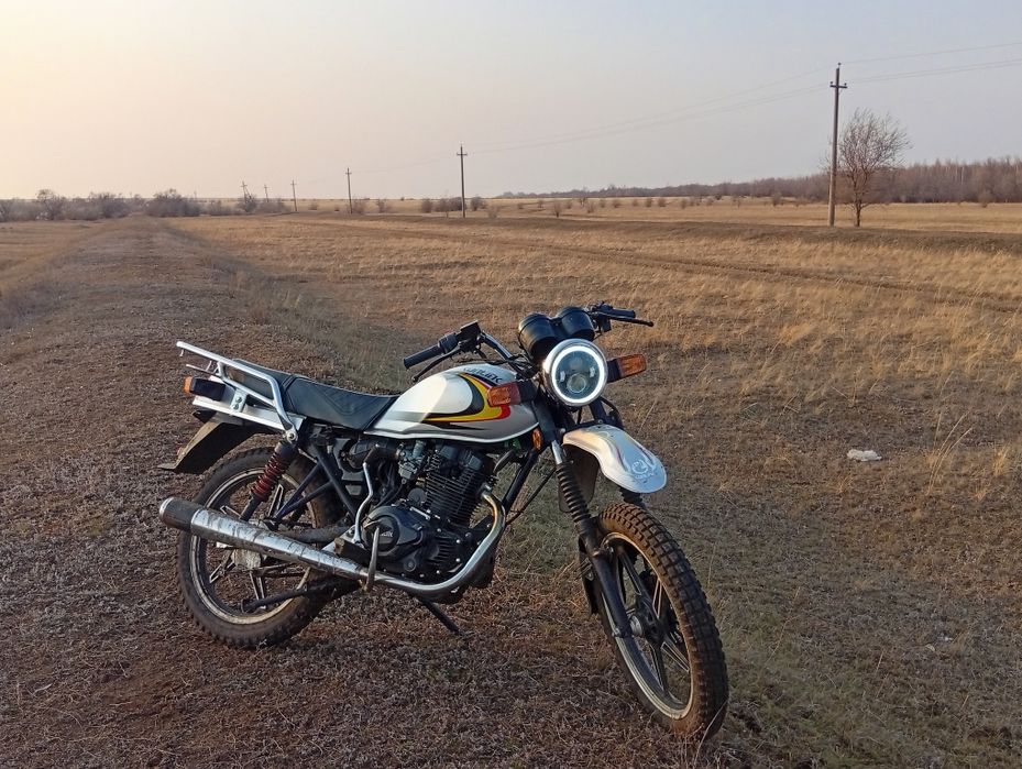 продам мотоцикл 200куб