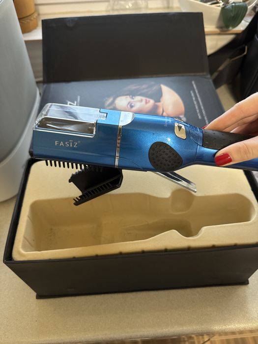 Aparat de tuns parul Fariz