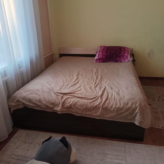 Спальний гарнитур