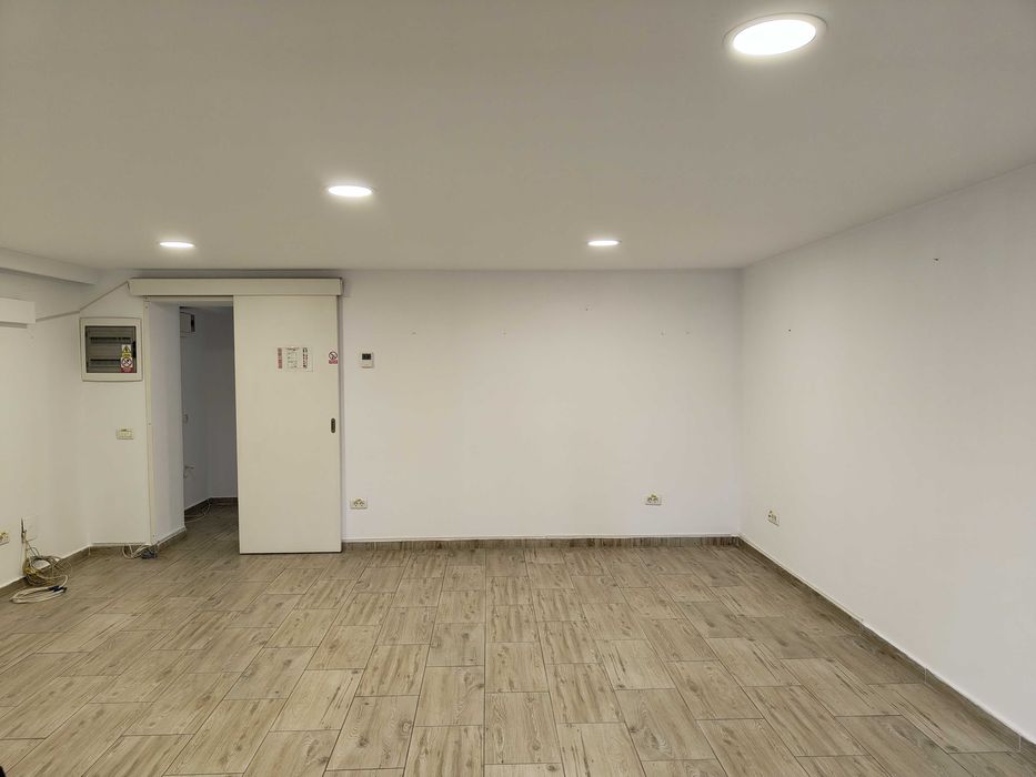 Baneasa - Sisesti stradal, spatiu de inchiriat