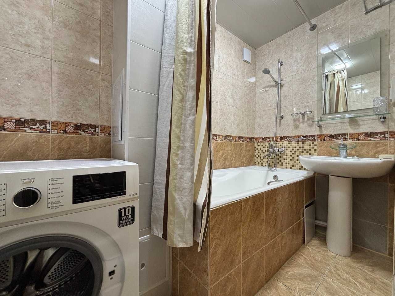 2 комн квартира в аренду. ул.Глинки