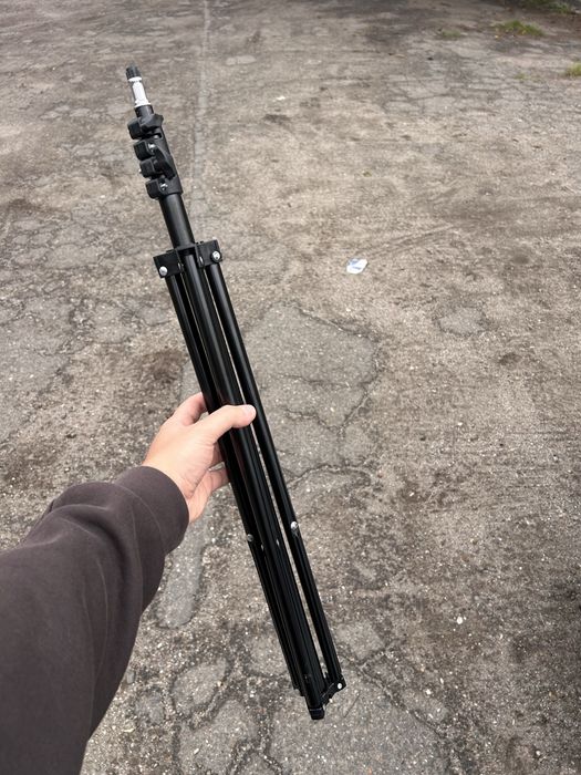 Vand 8 trepiede extensibile