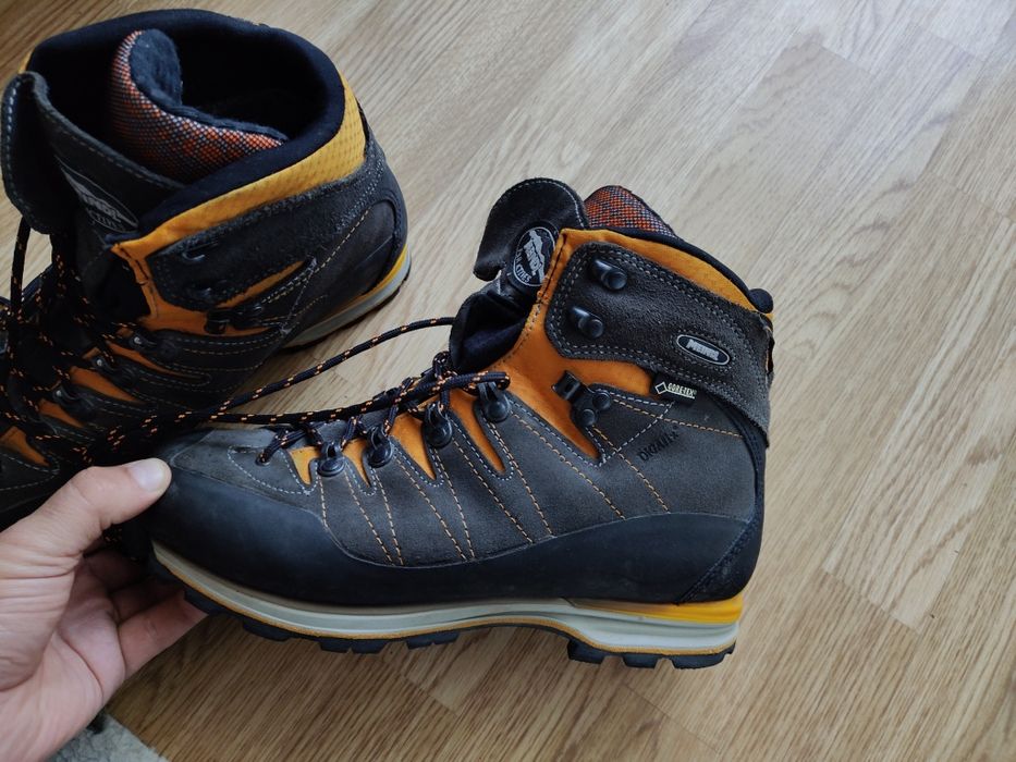 Ghete de munte Lowa Revolution Goretex,marime 44