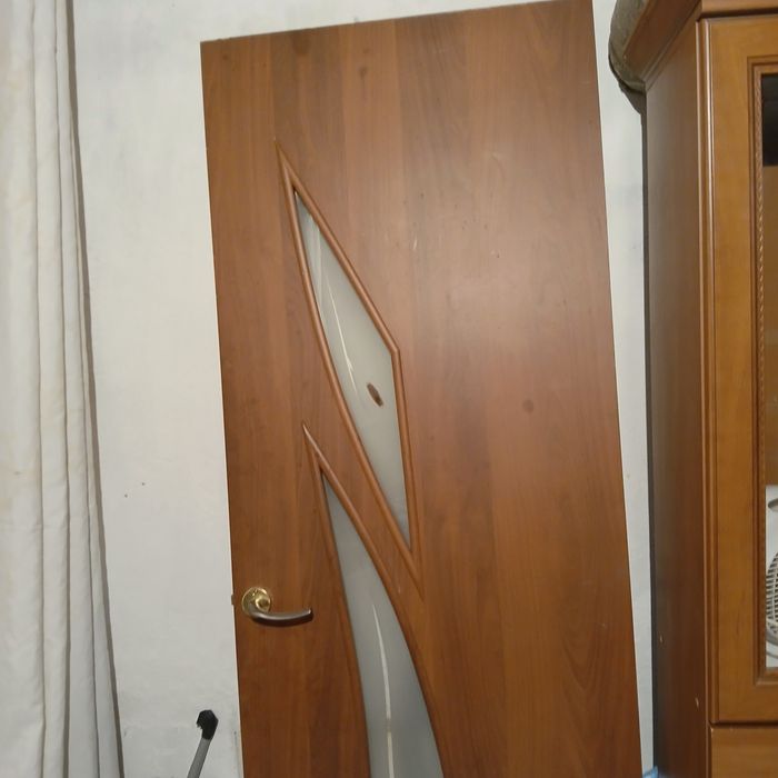 продаю дверь бу в хорошем состоянии