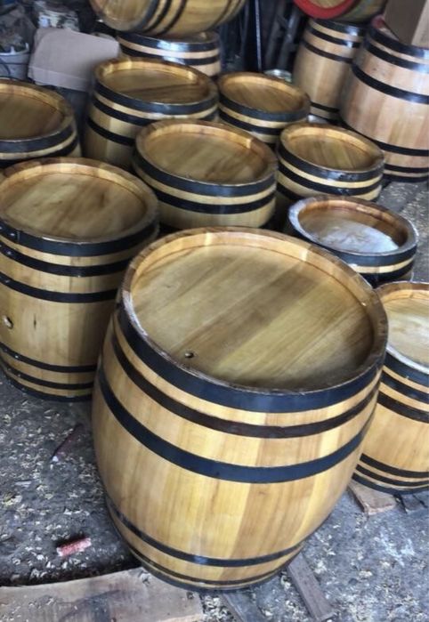 Butoaie din lemn , dud , salcam , stejar