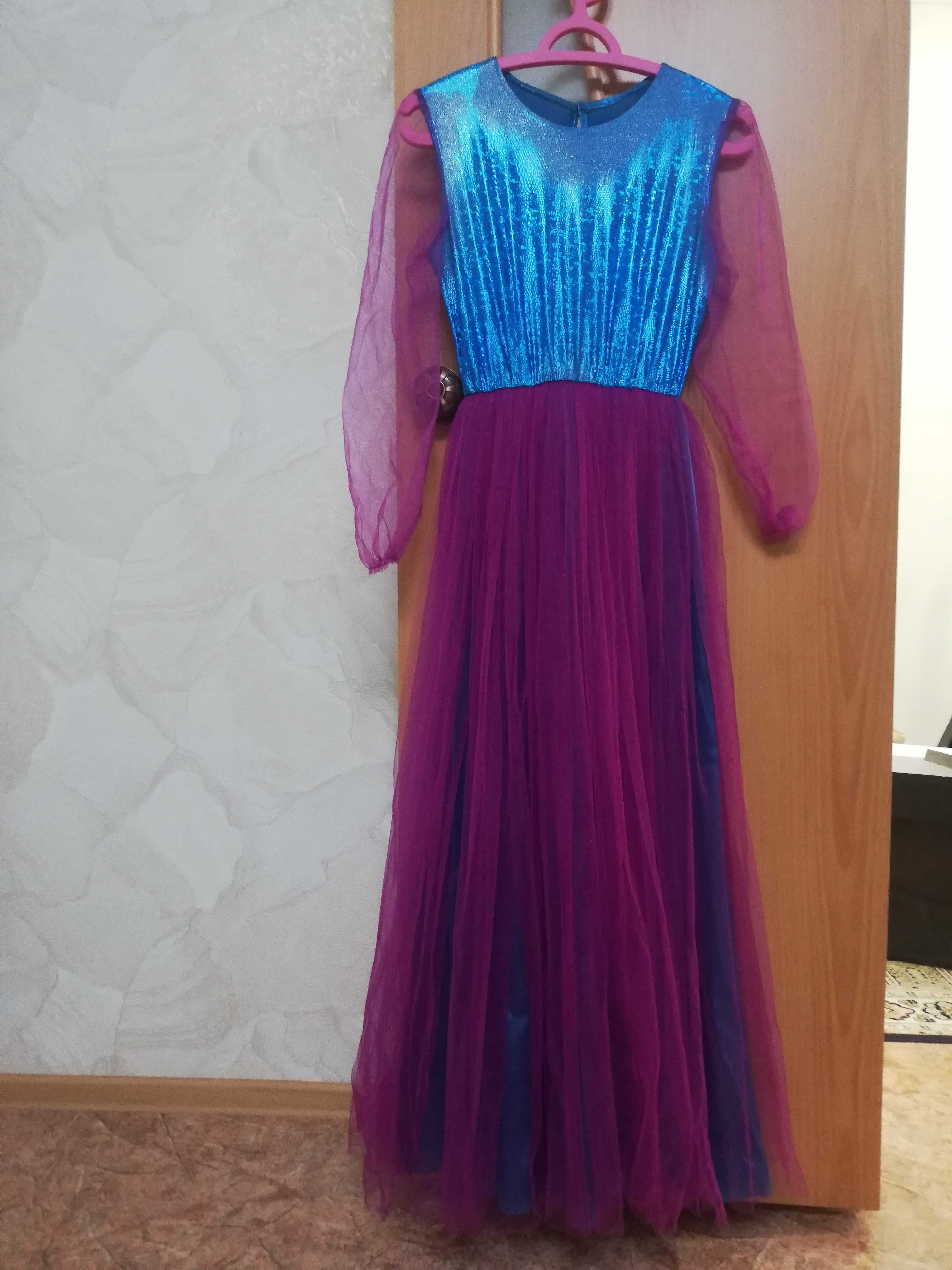 Продам платье казахское для девочки на 10-15 лет б/у