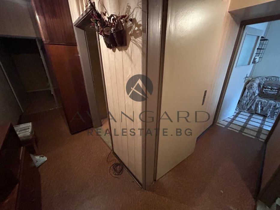 Продава се Двустаен апартамент в Пловдив, Тракия - 60 кв.м за 1450 €/кв.м - Снимка #4