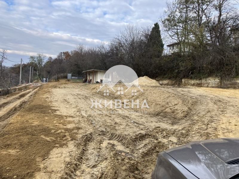 Продавам парцел в м-т Ракитника, площ 907 кв.м