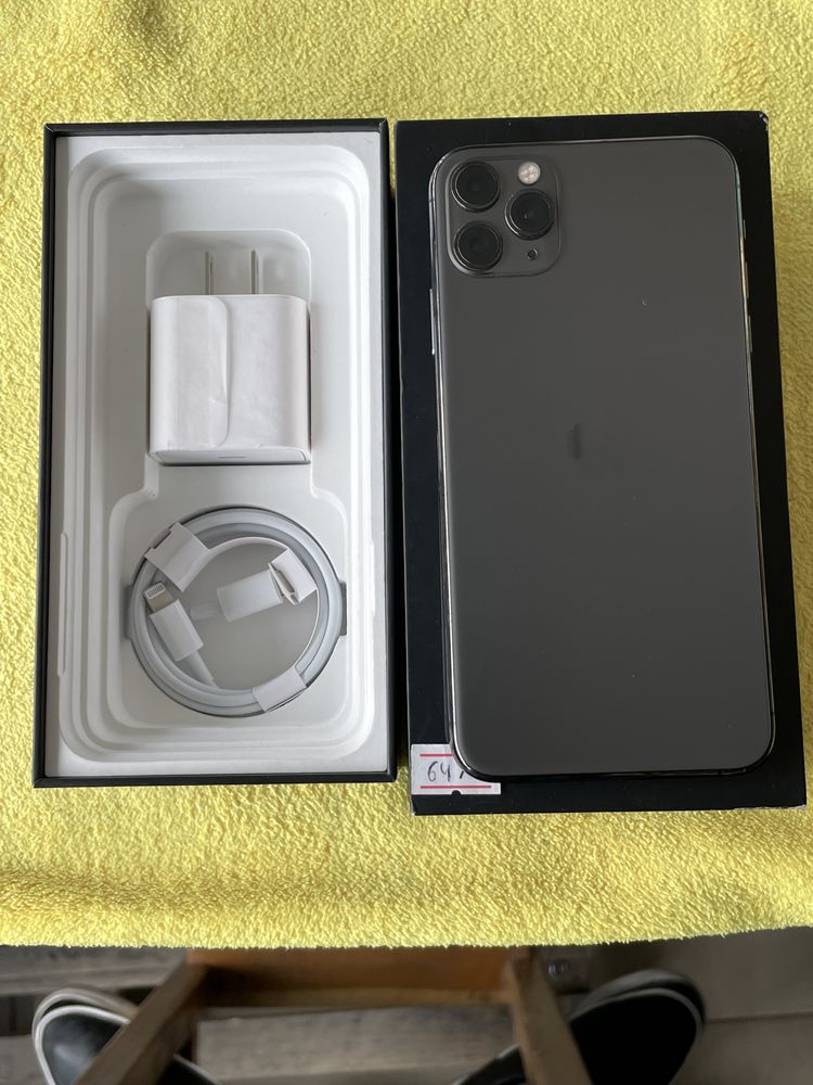 Iphone 11 Pro Max black ideal 64gb 84%