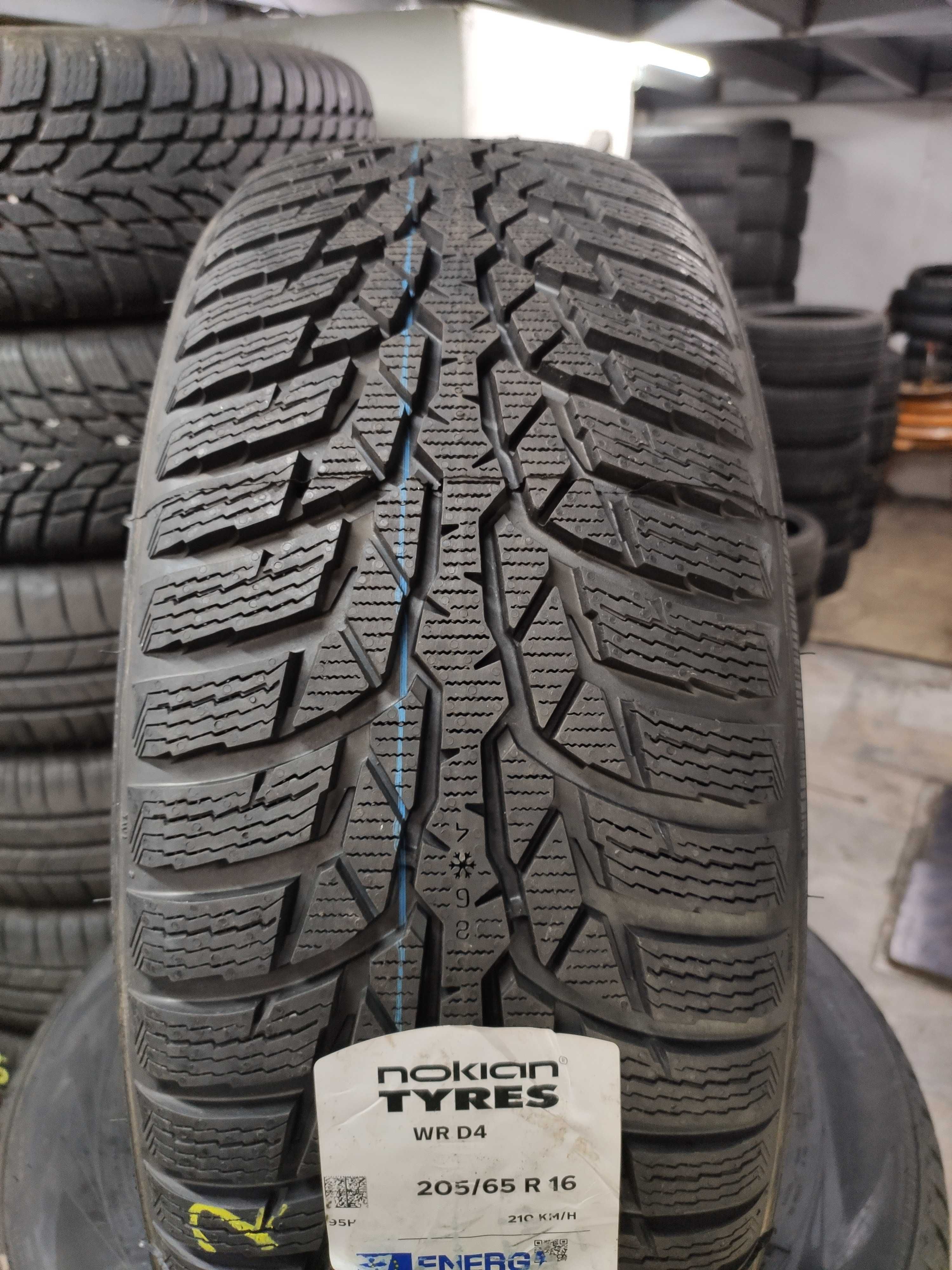 Нови зимни гуми 205 65 16 - Nokian