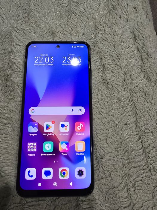 Продам телефон Redmi Note