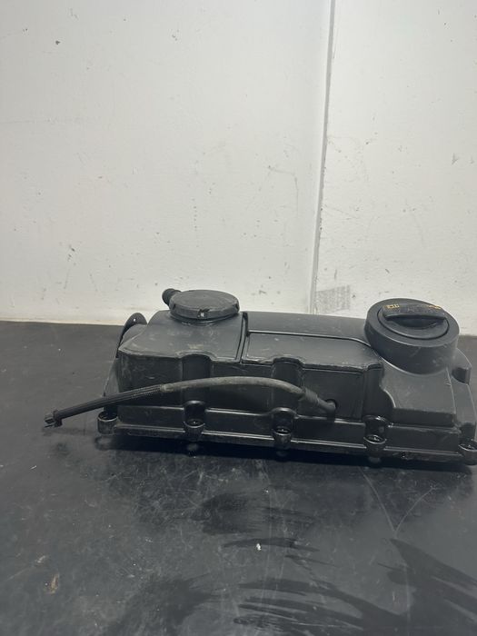 Capac culbutori Volkswagen Vw Sharan 2.0 TDI BRT  03G103469H
