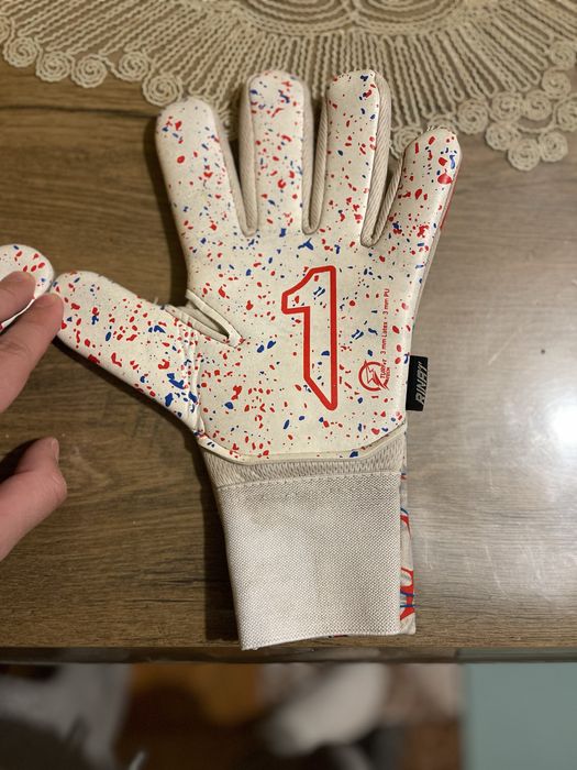 Manusi de portar One