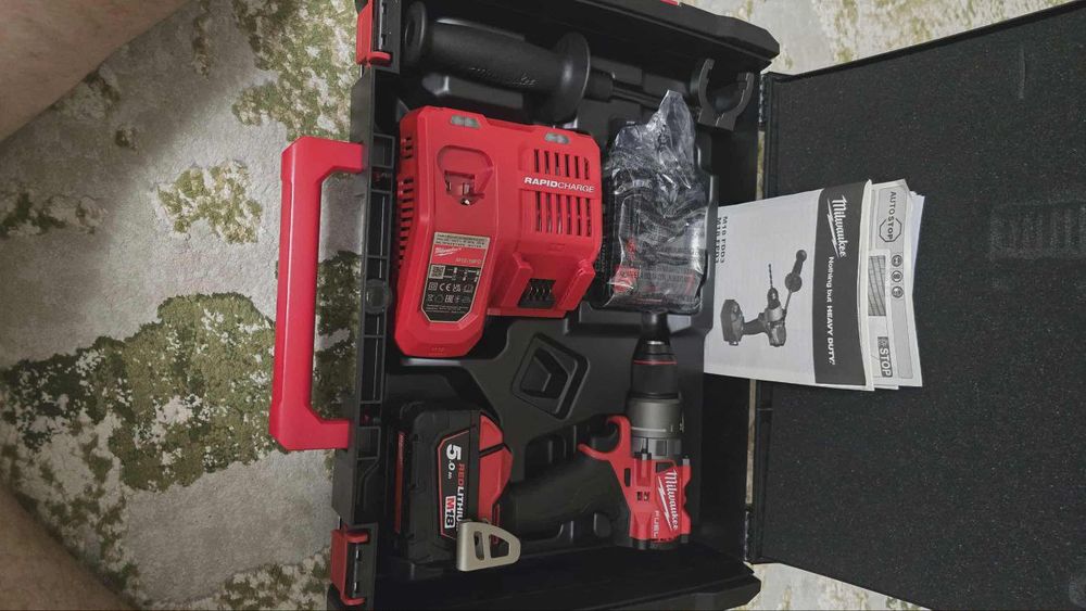 Masina de gaurit/infiletat cu 2 acumulatori 5Ah Milwaukee M18 FDD3-502