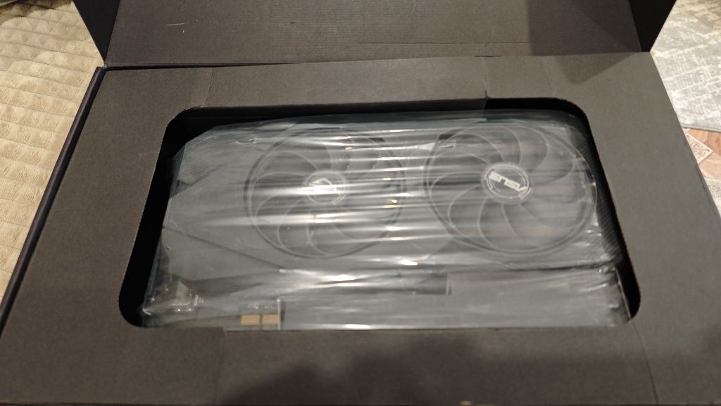 Видеокарта RX 5700 Asus
