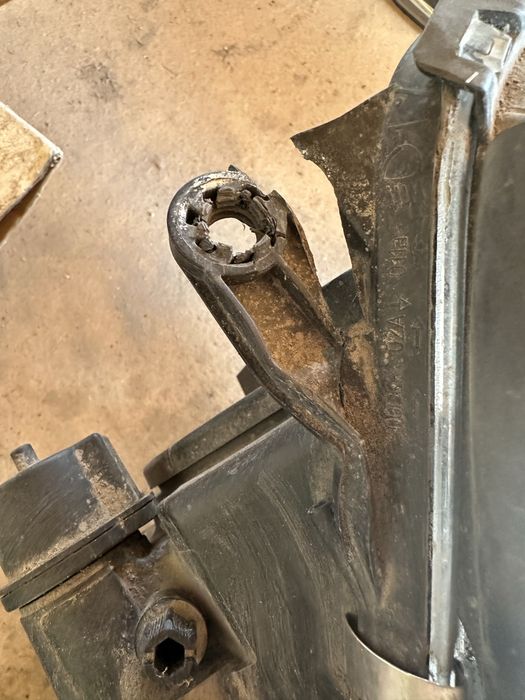 Mercedes Cls 04-10г ляв фар ОРИГИНАЛ