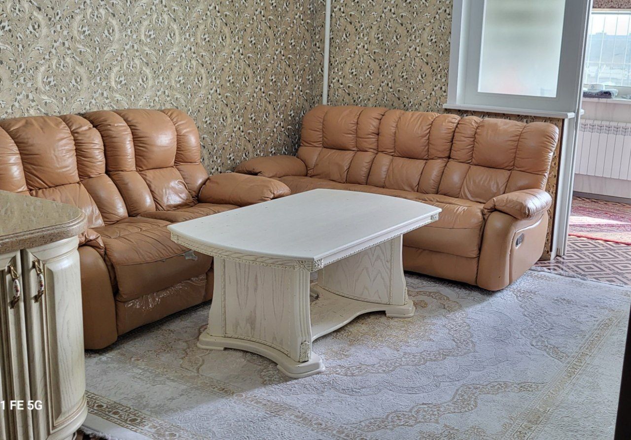 Koja divan. Кожа диван. 2 та. Mixanizmlik