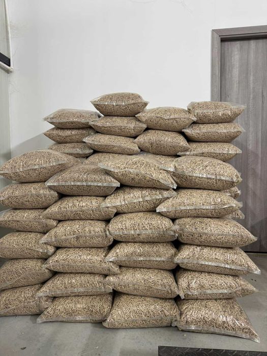 TOPPEL Peleti calitate top. Miez de fag si miez de brad uscat