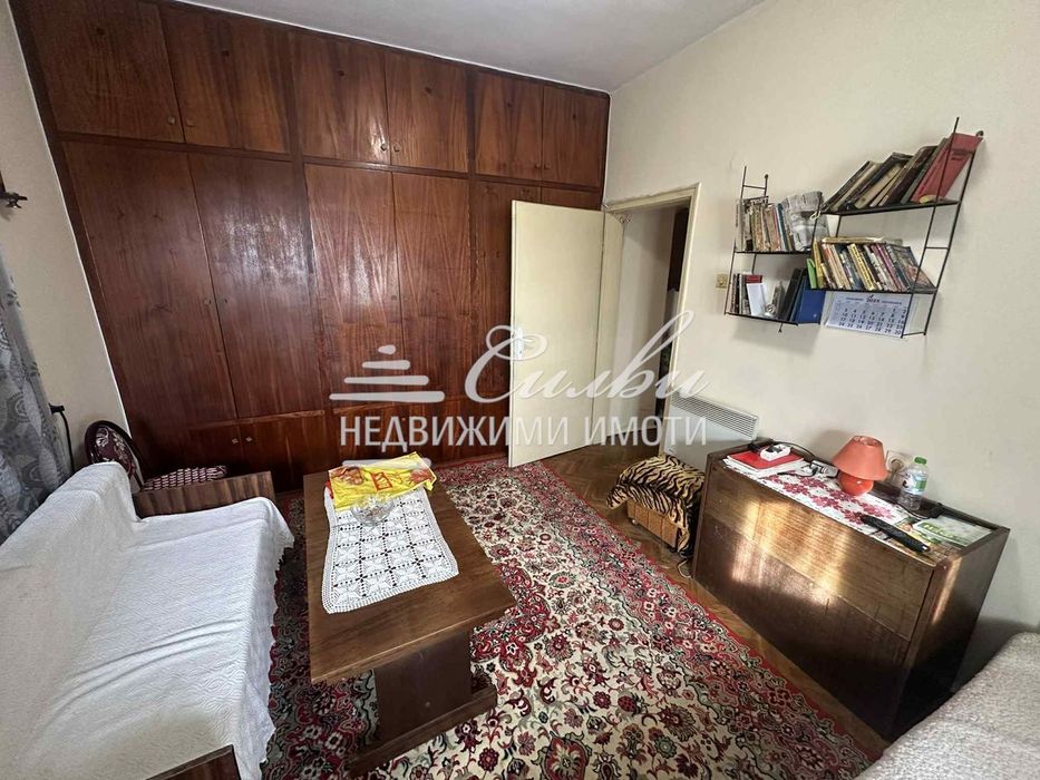 Двустаен ТУХЛЕН апартамент - кв.Добруджански