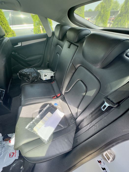 Urgent Interior piele Audi A5 8T sau A4 B8 scaune bancheta