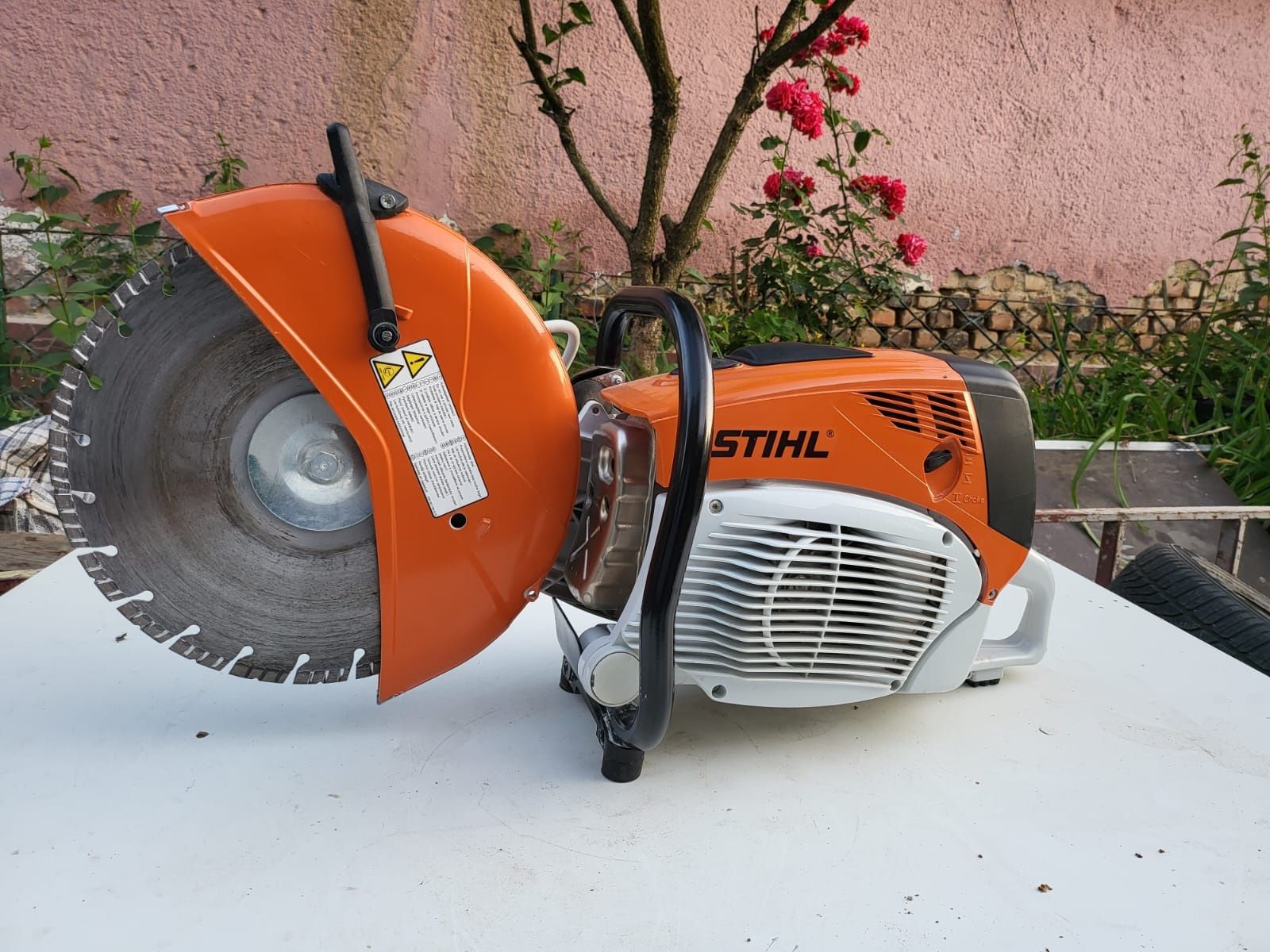 Drujba tăiat beton  - asfalt Stihl TS 700