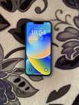 Vand Iphone 13 80% baterie