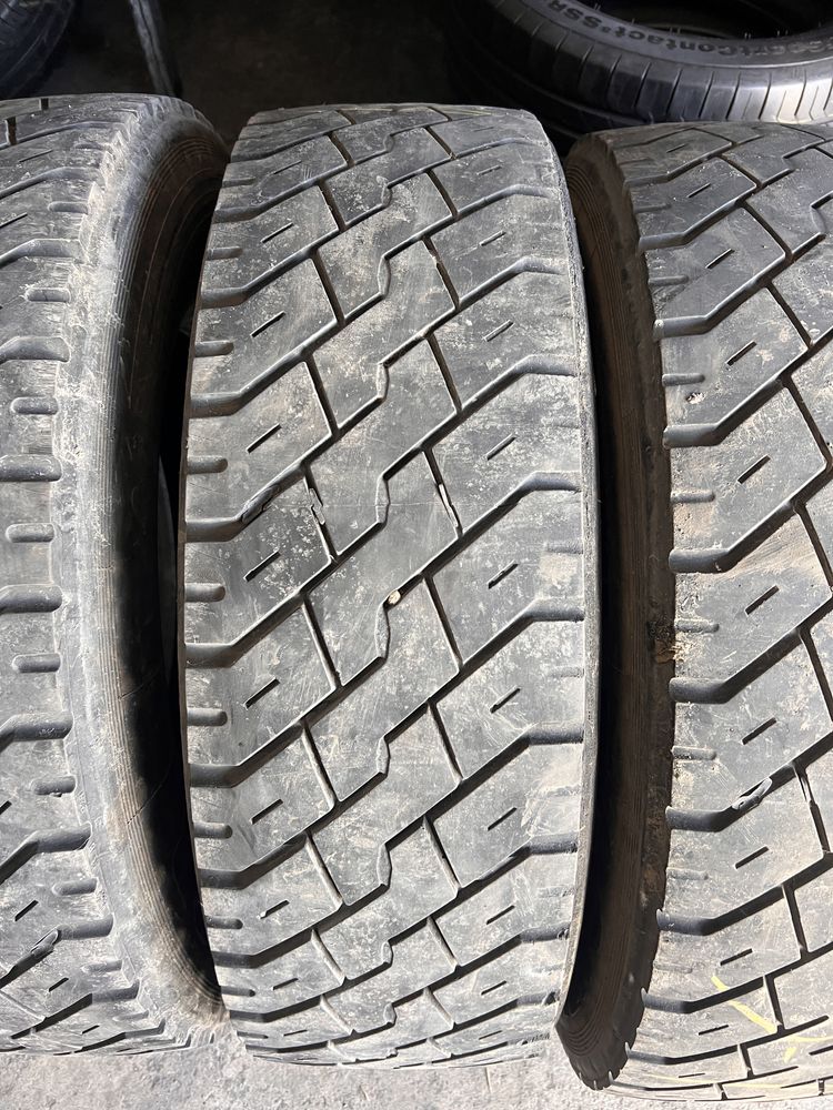 4 anvelope camion 265/70/19.5 , Continental !